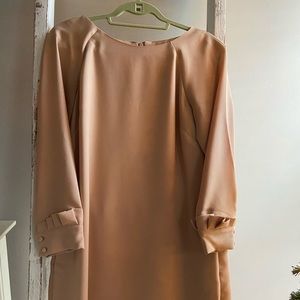 Banana republic ruffle cuff dress